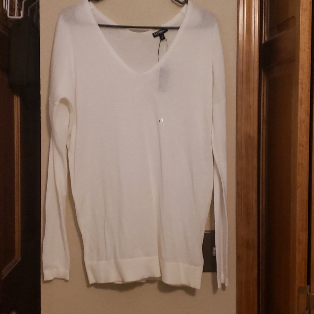 Express White Top